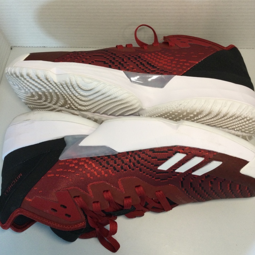 Adidas D.O.N. Issue #4 Red - Picture 3 of 5